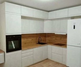 Модульная кухня Бруклин 2.4 x 2 м (Бетон белый) в Камне-на-Оби - kamen-na-obi.katalogmebeli.com | фото 15